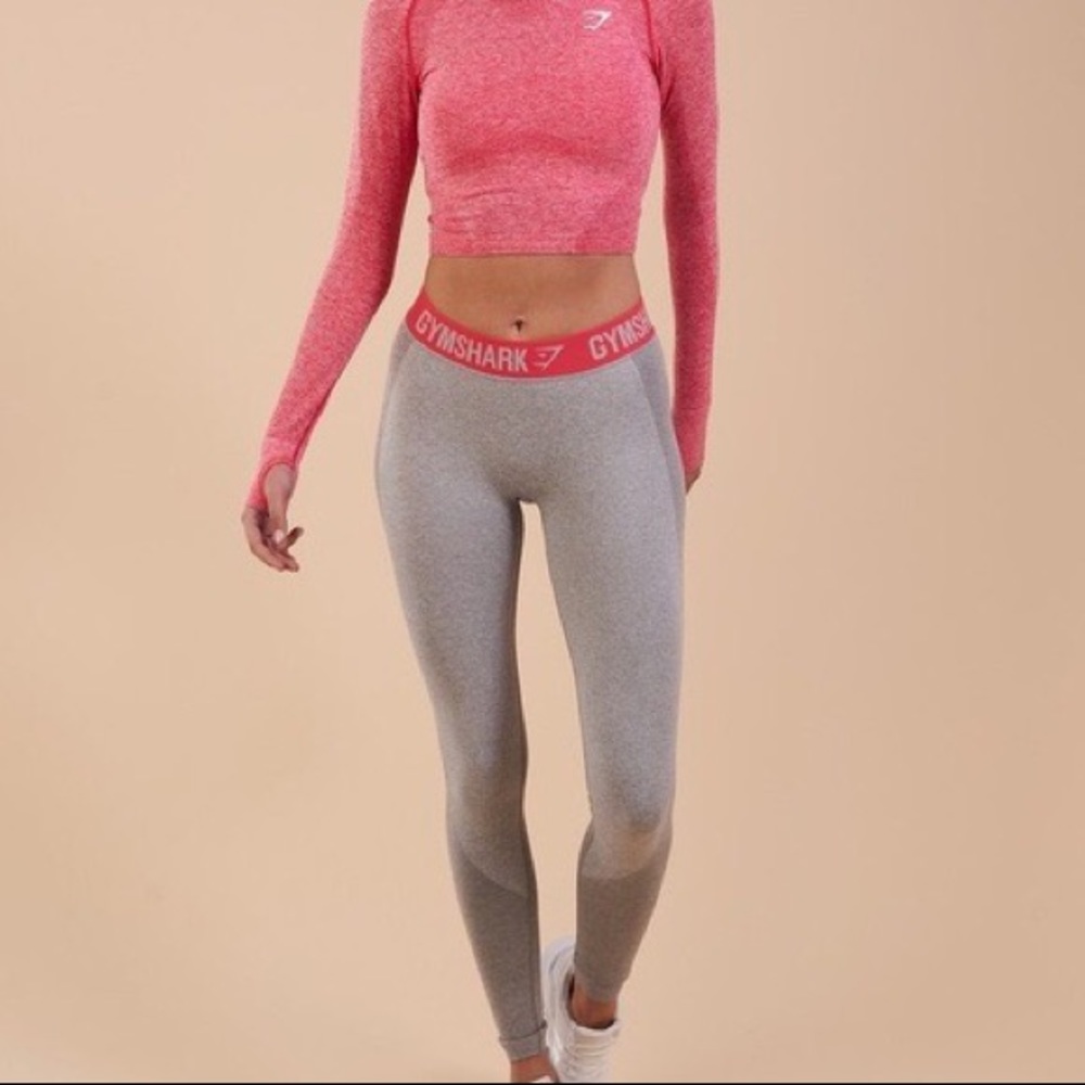 NWOT Gymshark Flex Leggings Size Small Grey Pink